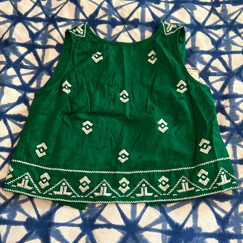 Anthropologie cropped embroidered blouse